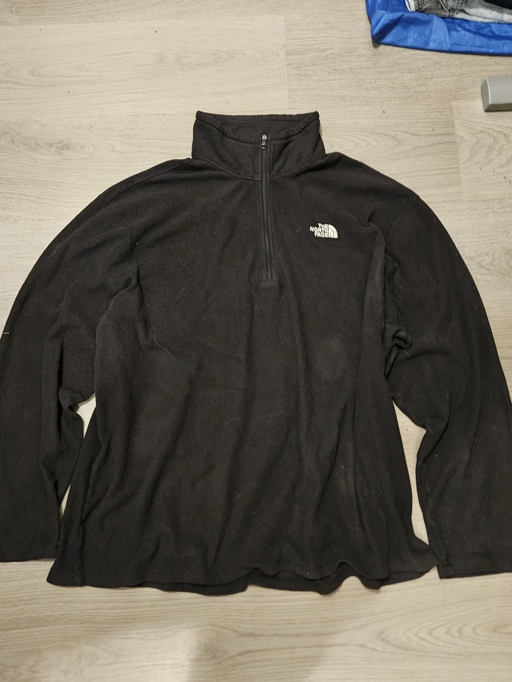 The North Face Men's Black Half-Zip Fleece Pullover